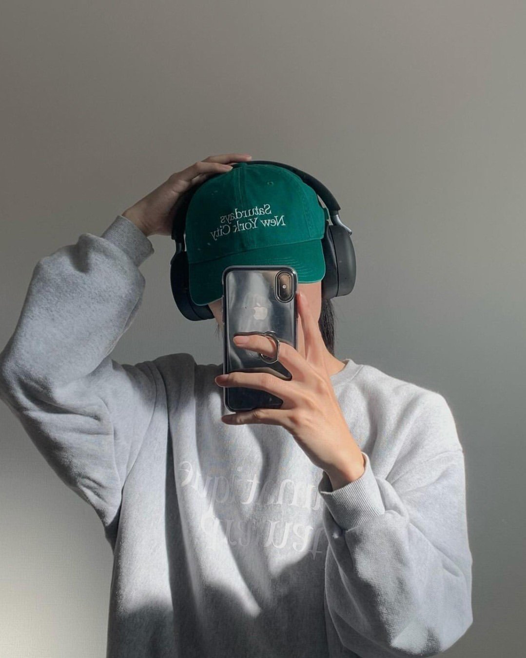 Winter fits, by you.⁠⁠#sudio #shapingsound #sudioonyou #winterfashion #K2ProBlack #K2ProWhite #E3white