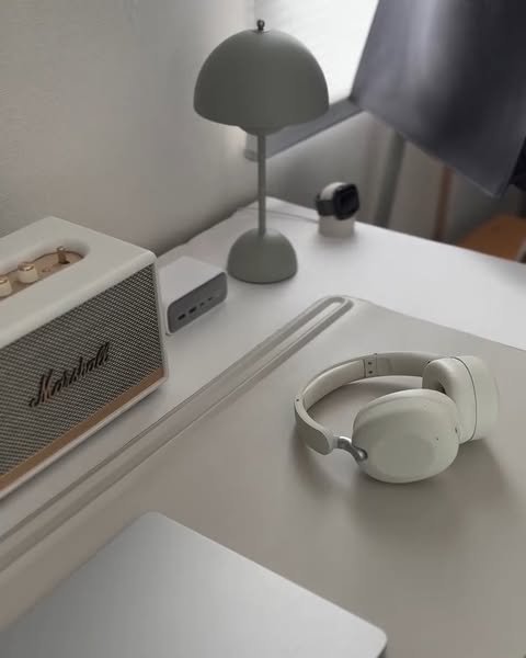 Unbox. Connect. Play. 