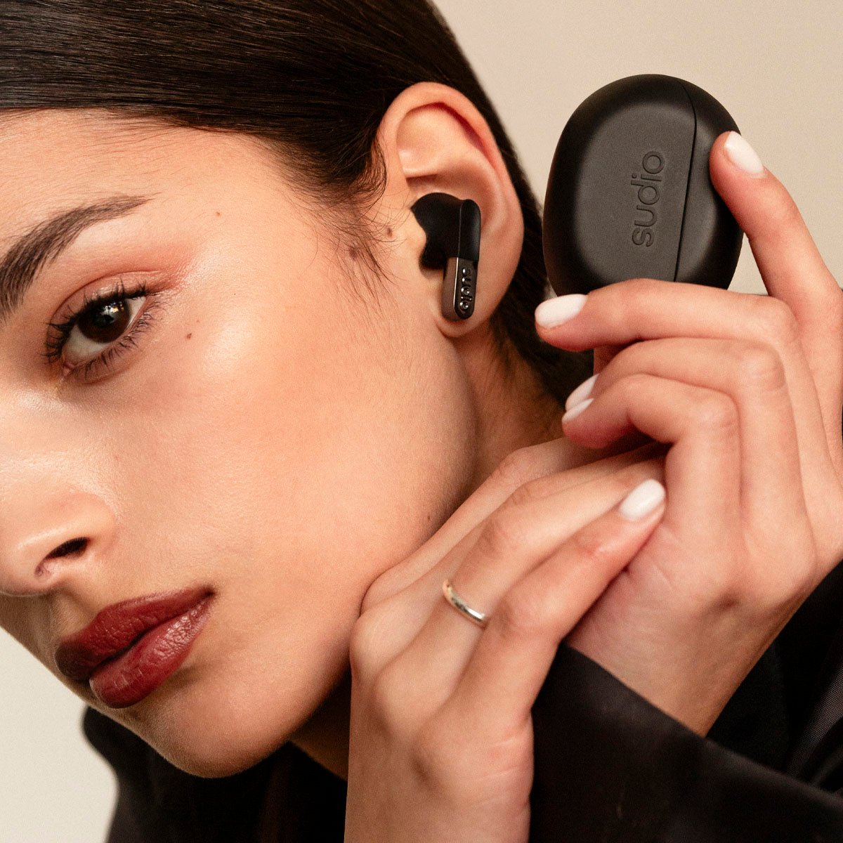 Sudio earbuds